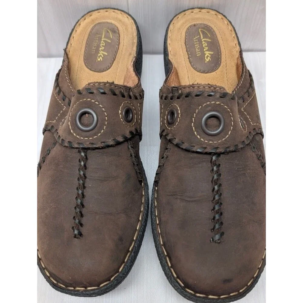Clarks Artisan Women’s Brown Leather Slip‑On Clogs Mules Shoes Size 8.5 31273